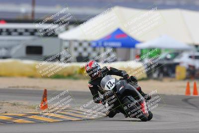 media/Jan-15-2023-SoCal Trackdays (Sun) [[c1237a034a]]/Turn 2 Set 2 (1155am)/